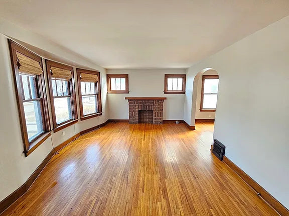 2 bed 1 bath- 175 Hamilton Dr #1, Buffalo, NY 14226