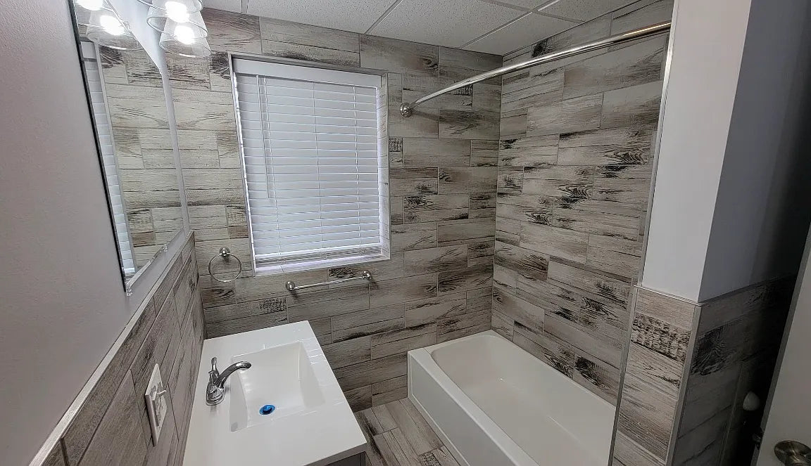 2 bed 1 bath- 1961 Seneca St #2, Buffalo, NY 14210