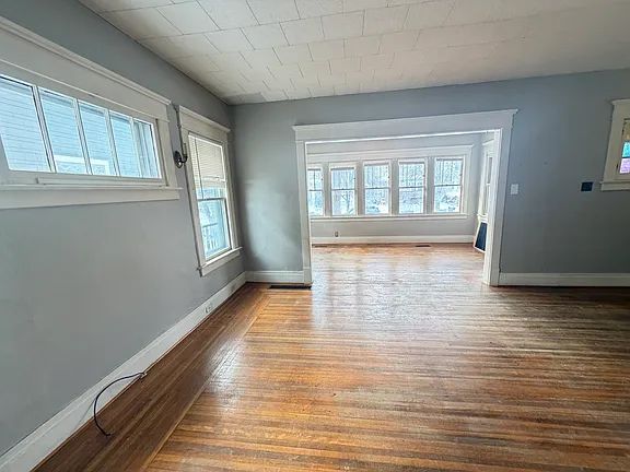 147 Wallace Ave #2, Buffalo, NY 14214