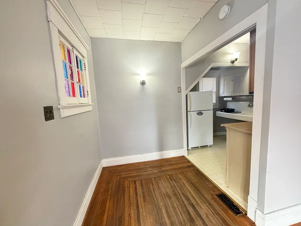 147 Wallace Ave #2, Buffalo, NY 14214