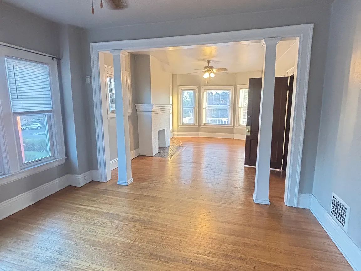 172 Hedley Pl UNIT 2, Buffalo, NY 14208