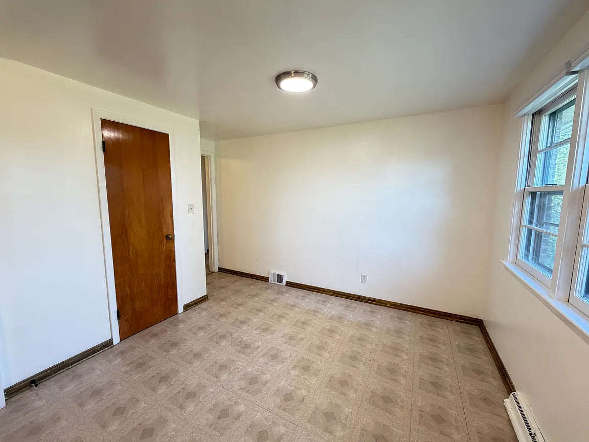 3 bed 1 bath - 222 Frankhauser Rd, Williamsville, NY 14221