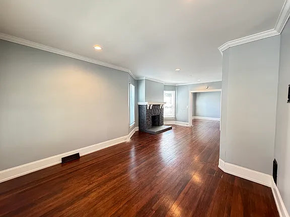 3 bed 1 bath - 80 Dewitt St, # 1, Buffalo, NY 14213