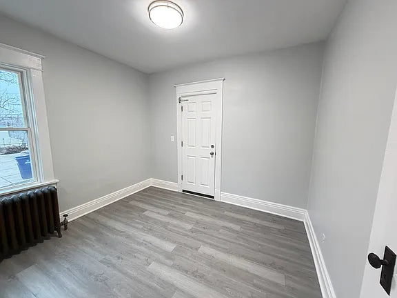 3 bed 1 bath- 2026 Hertel Ave APT 1, Buffalo, NY 14214