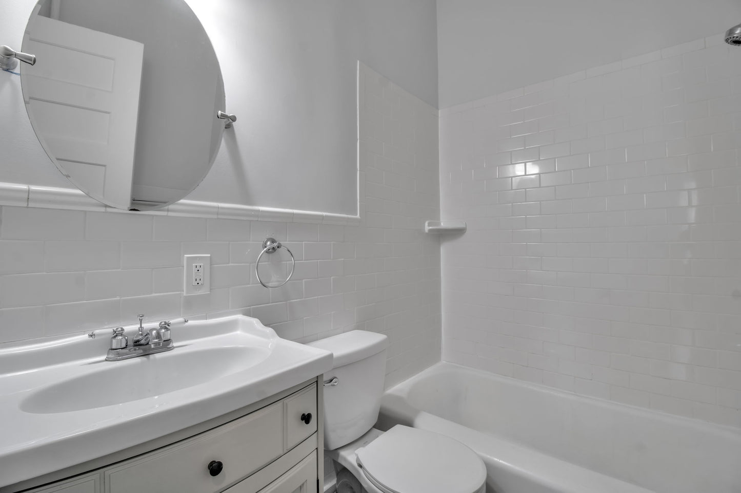 3 bed 1 bath - 215 Allen Street - 1 Buffalo, NY 14201