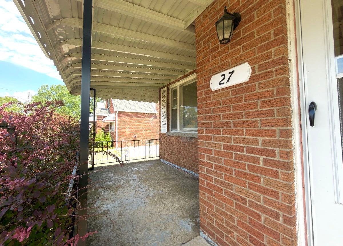 3 bed 1 bath - 27 Beechwood Place Lower Buffalo, NY 14225