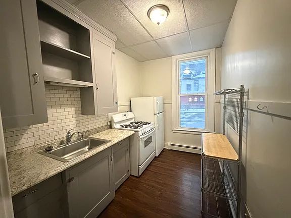 201 Linwood Ave APT 2, Buffalo, NY 14209