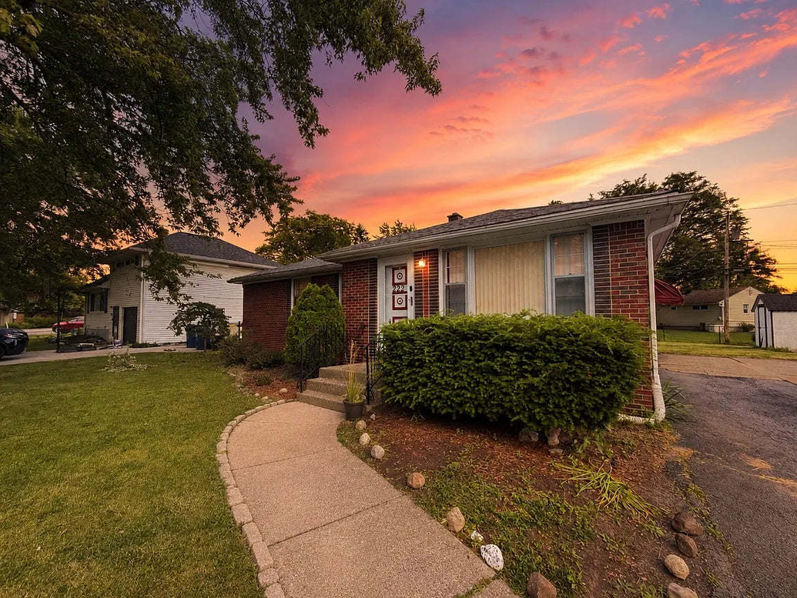3 bed 1 bath - 222 Frankhauser Rd, Williamsville, NY 14221