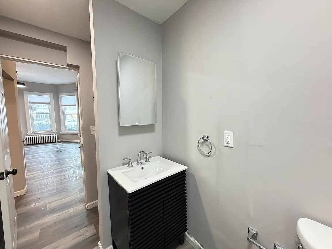 1 bed 1 bath - 232 Richmond Ave #6, Buffalo, NY 14222