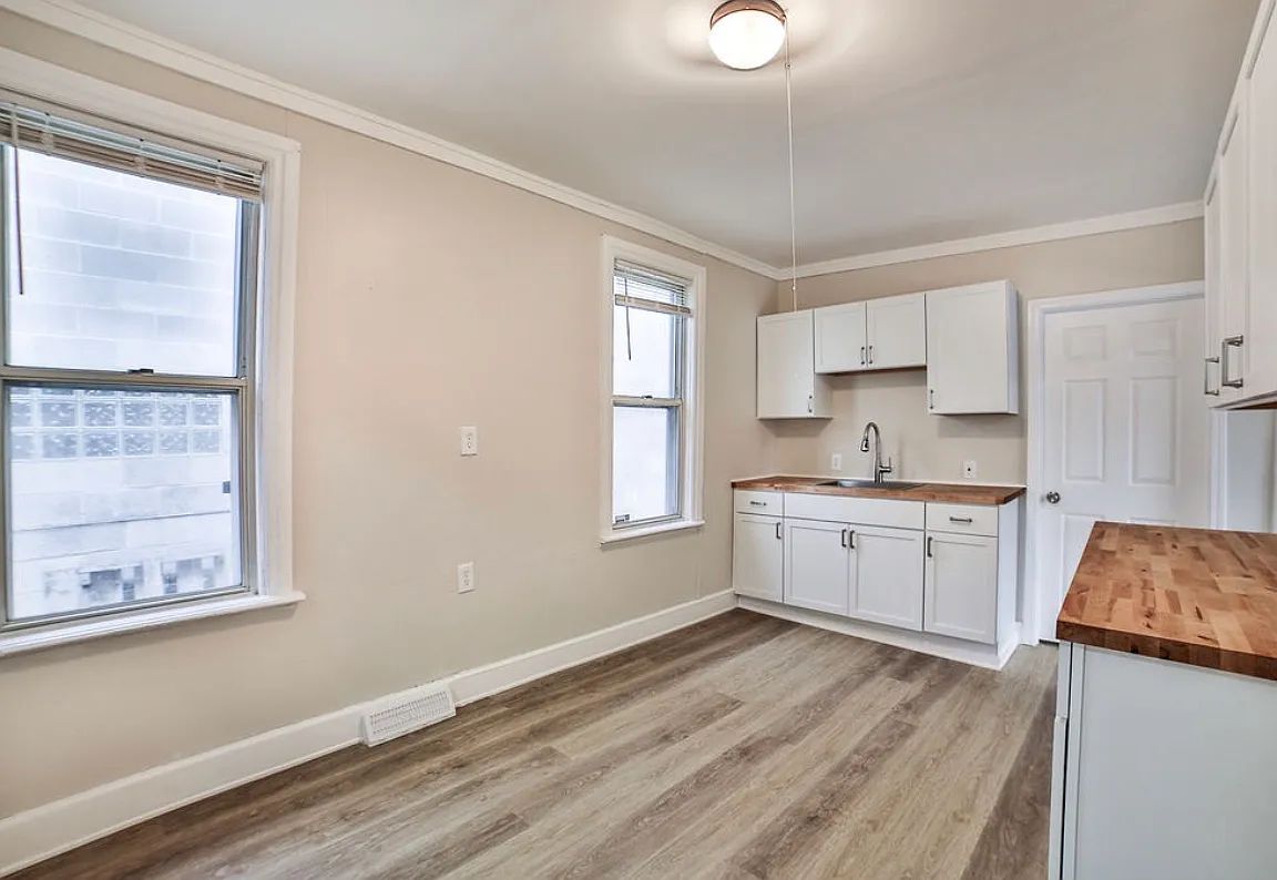 2 bed 1 bath - 247 Barton St Unit 1, Buffalo, NY 14213