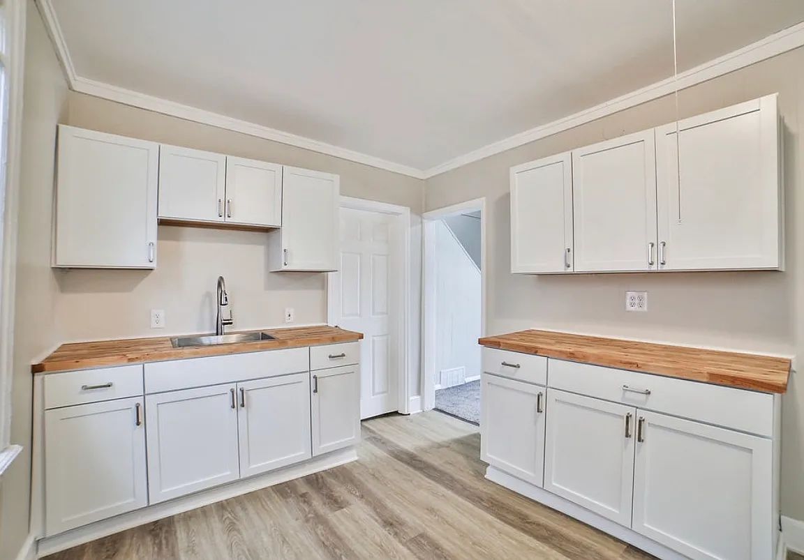 2 bed 1 bath - 247 Barton St Unit 1, Buffalo, NY 14213