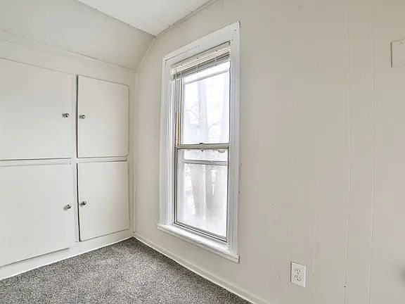 2 bed 1 bath - 247 Barton St Unit 1, Buffalo, NY 14213