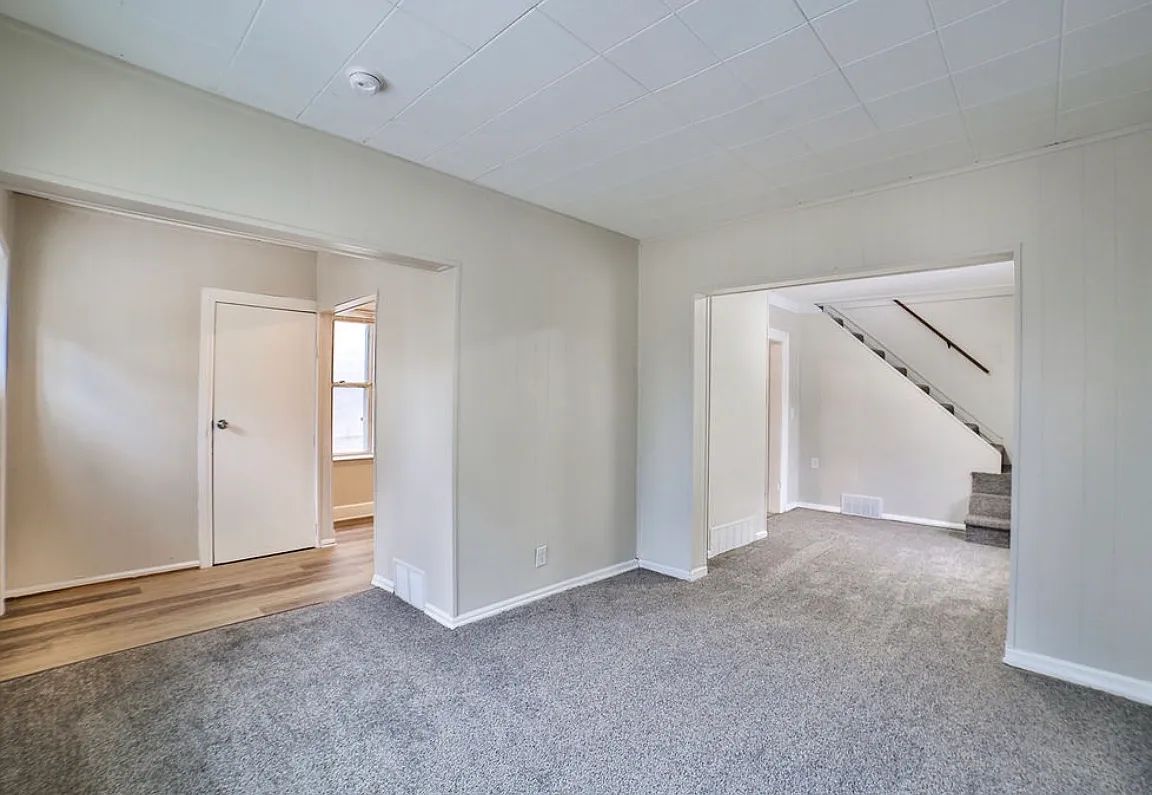 2 bed 1 bath - 247 Barton St Unit 1, Buffalo, NY 14213