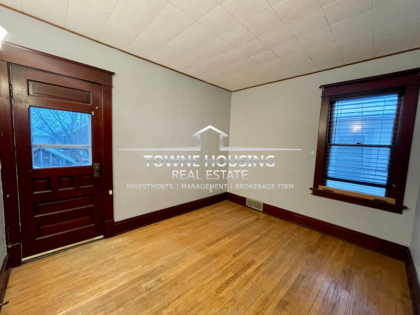 3 bed 1 bath - 418 Colvin Avenue - Upper Buffalo, NY 14216