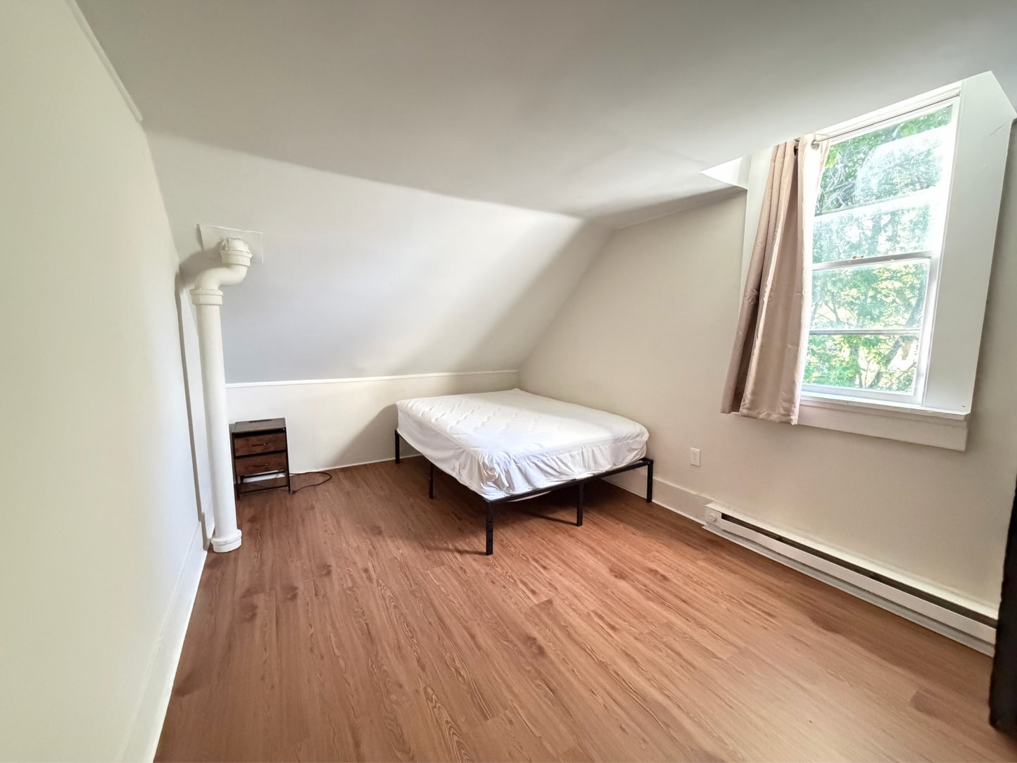 5 bed 1 bath - 99 Custer Street - 1 Buffalo, NY 14214