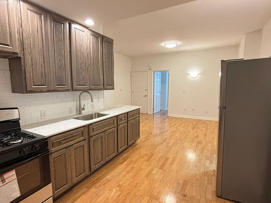 735 Ashland Ave, Buffalo NY 14222