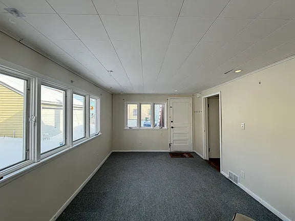3 bed 1 bath- 10 Tacoma Ave Floor 1, Buffalo, NY 14216