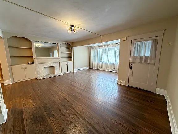 3 bed 1 bath - 300 N Park Ave Unit 1, Buffalo, NY 14216