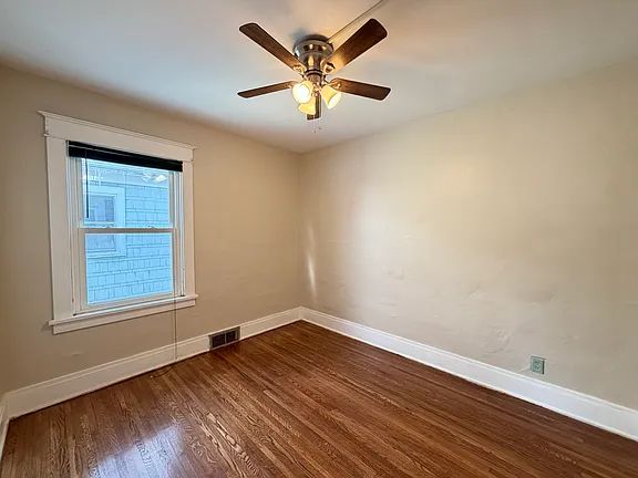 3 bed 1 bath - 300 N Park Ave Unit 2, Buffalo, NY 14216