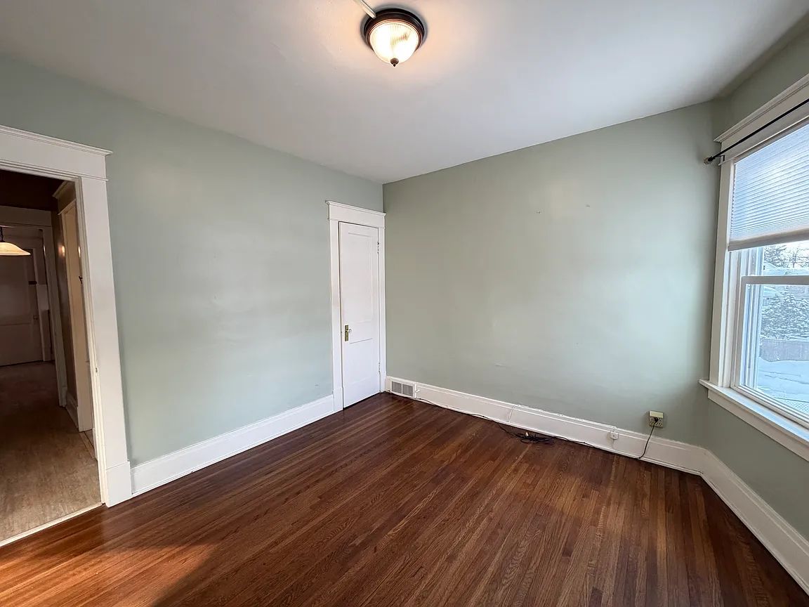 3 bed 1 bath - 300 N Park Ave Unit 2, Buffalo, NY 14216