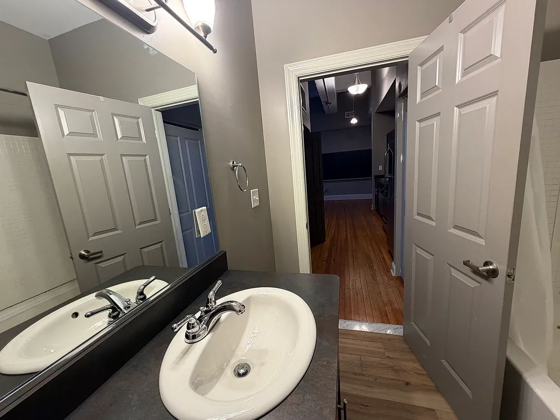 2 bed 1 bath - 30 Tamarack St #204C, Buffalo, NY 14220