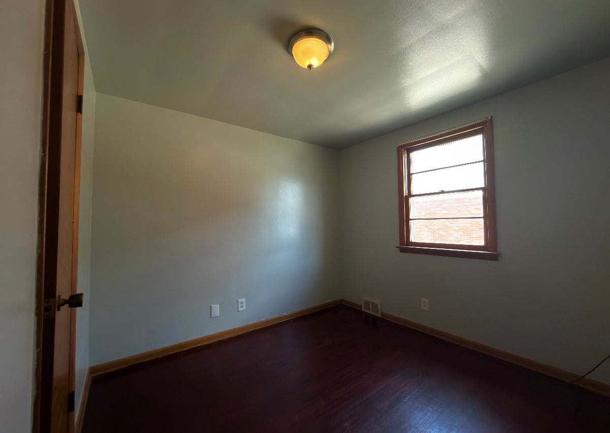 3 bed 1 bath - 27 Beechwood Place Lower Buffalo, NY 14225