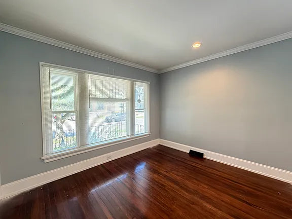 3 bed 1 bath - 80 Dewitt St, # 1, Buffalo, NY 14213