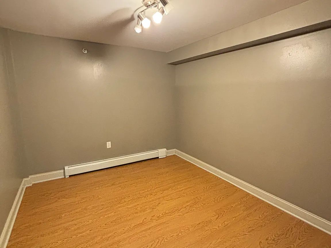 31 Tamarack St #104, Buffalo NY 14220