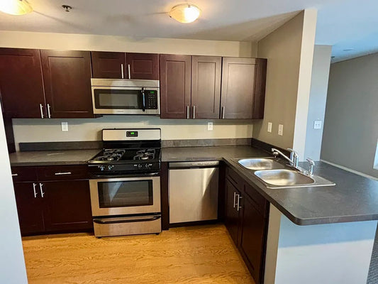 31 Tamarack St #202 Buffalo NY 14220