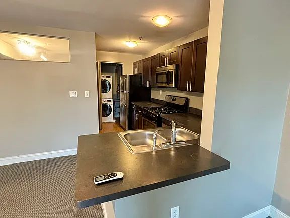 31 Tamarack St #202 Buffalo NY 14220