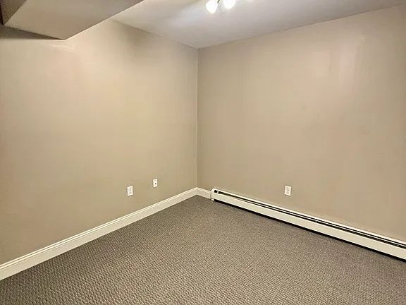 31 Tamarack St #202 Buffalo NY 14220