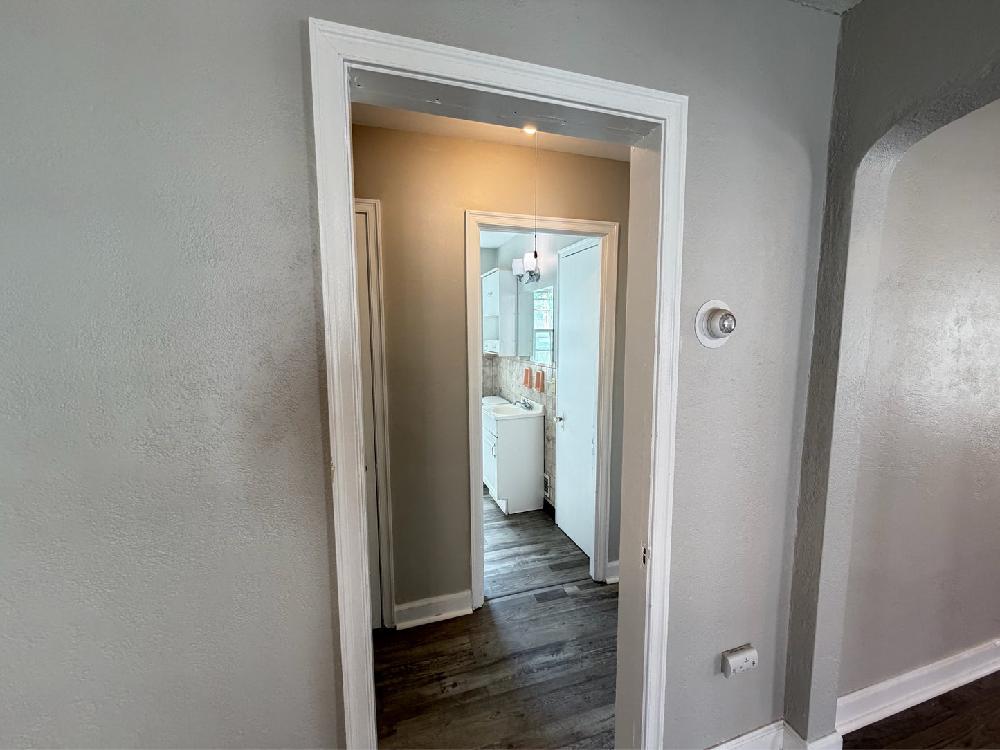 2 bed 1 bath - 1192 Haeberle Avenue Niagara Falls, NY 14301