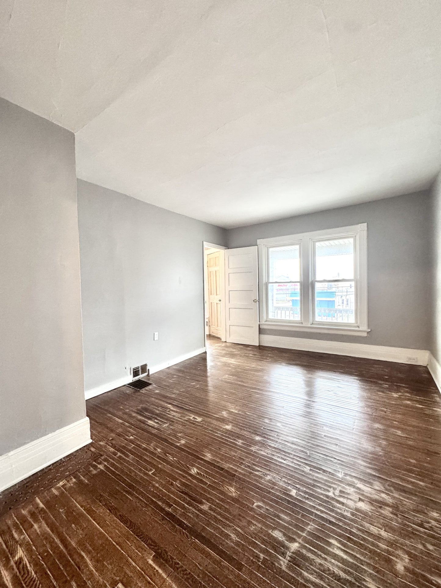3 bed 1 bath - 339 Hampshire Street - 2 Buffalo, NY 14213