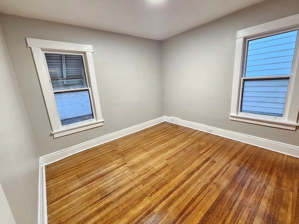 34 Rugby Rd, Buffalo, NY 14216