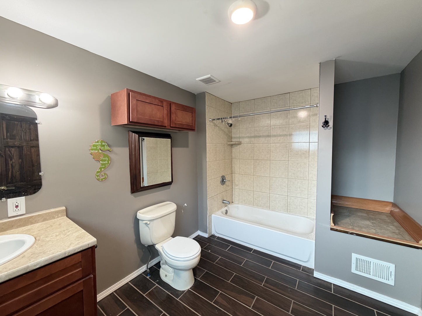 4 bed 2 bath - 11 Pooley Place - Front House Buffalo, NY 14213
