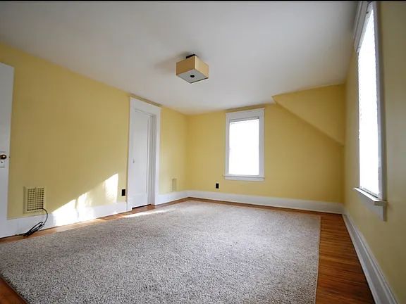 37 Arlington Rd #1, Buffalo, NY 14221