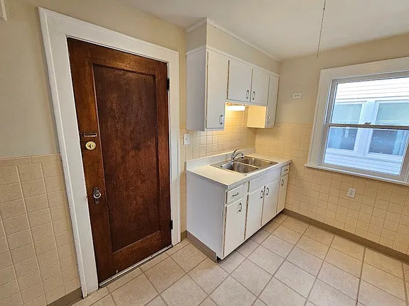 2 bed 1 bath- 175 Hamilton Dr #1, Buffalo, NY 14226