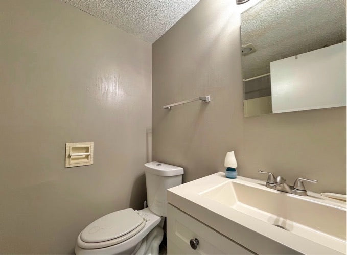 2 bed 1 bath - 6305 Robinson Rd-#4 Lockport, NY 14094
