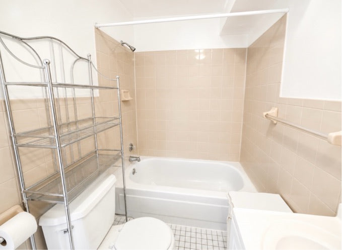 1 bed 1 bath - 340 Harris Hill Road Buffalo, NY 14221