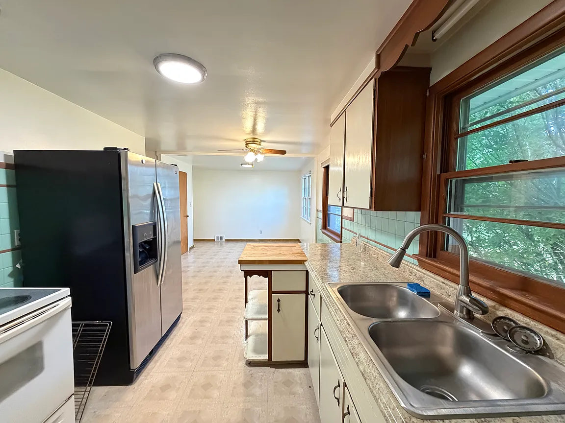3 bed 1 bath - 222 Frankhauser Rd, Williamsville, NY 14221