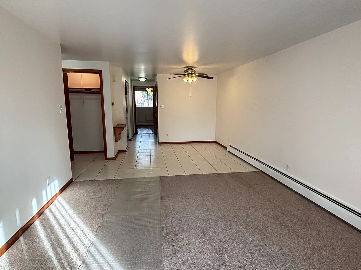 406 Joe McCarthy Dr, Buffalo, NY 14228