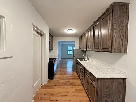 408 Lincoln Pkwy #8, Buffalo, NY 14216