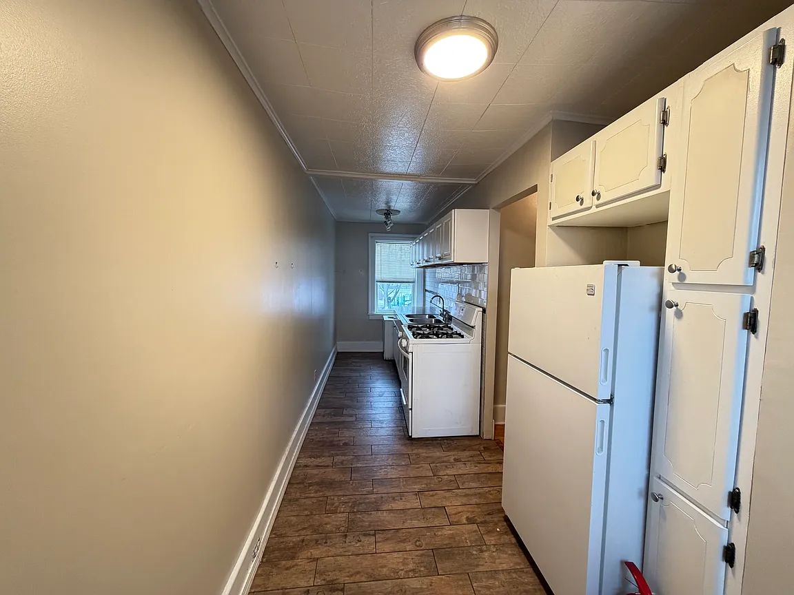 408 Lincoln Pkwy #9, Buffalo, NY 14216