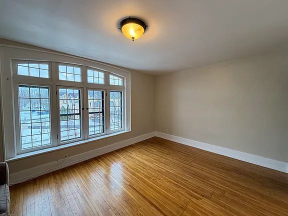 408 Lincoln Pkwy #9, Buffalo, NY 14216