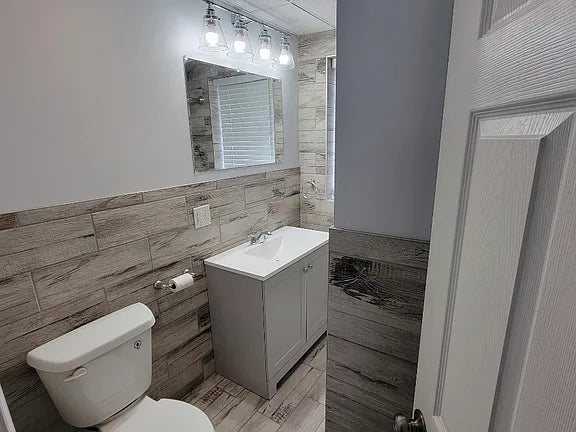 2 bed 1 bath- 1961 Seneca St #2, Buffalo, NY 14210