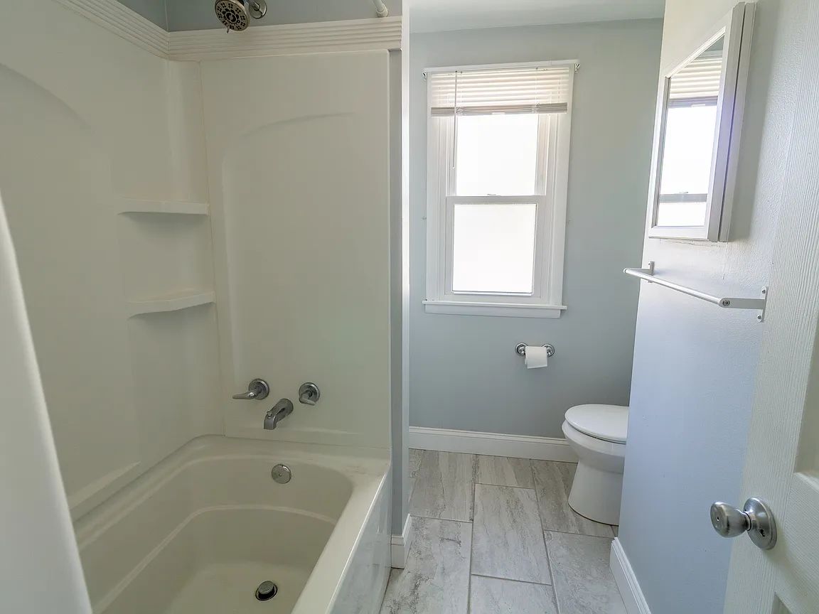 418 Joe McCarthy Dr #2, Buffalo, NY 14228