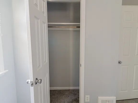 418 Joe McCarthy Dr #2, Buffalo, NY 14228