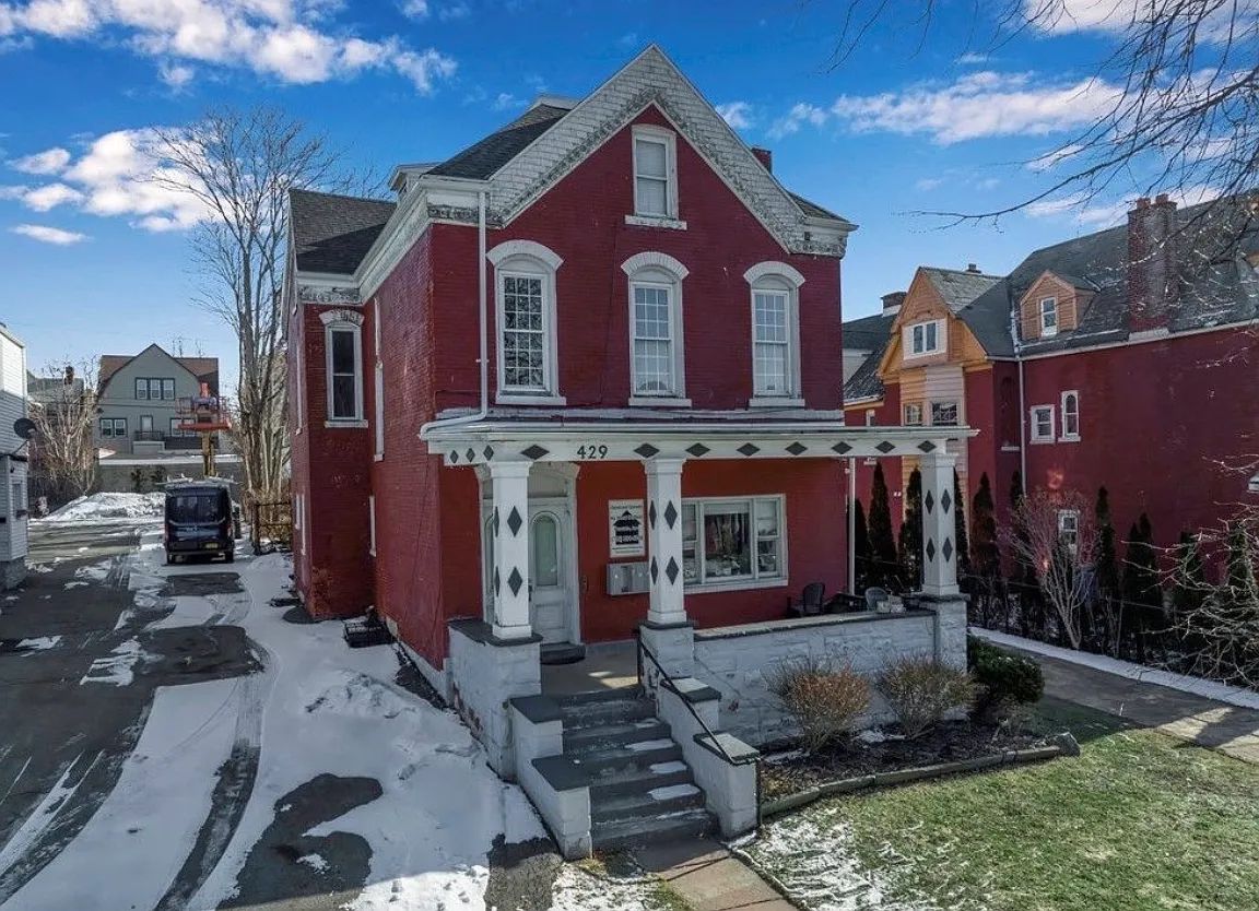 3 bed 1 bath - 429 Prospect Ave #5, Buffalo, NY 14201