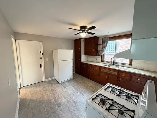 42 Peoria Ave #3, Buffalo, NY 14206