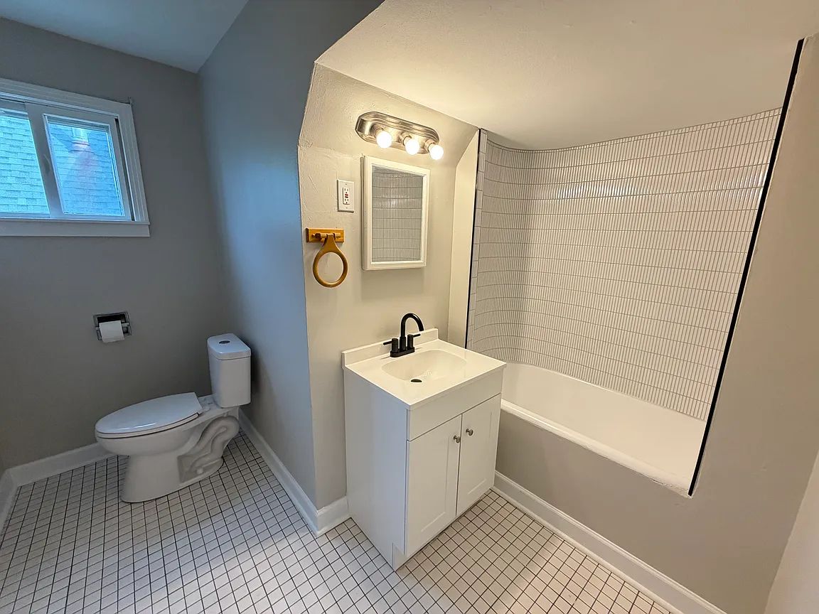 42 Peoria Ave #3, Buffalo, NY 14206